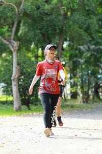 BIB: 0130
                            <button type="button" onclick="openModal(5132561)" class="btn btn-primary btn-sm float-right btn-popup" data-toggle="modal" data-target=".modal-high-quality">
                        <i class="fas fa-shopping-cart"></i> Add to Cart
                    </button>
                                            <button type="button" onclick="isThisMe(5132561, true)" class="btn btn-success btn-sm float-right btn-popup btn-isme hidden" data-toggle="tooltip" data-placement="bottom" title="นี่คือรูปของคุณใช่ไหม คลิกที่นี่เพื่อเอาเข้าอัลบั้ม">
                        <i class="fas fa-plus"></i> Add to album
                    </button>
                    <button type="button" onclick="isThisMe(5132561, false)" class="btn btn-warning btn-sm float-right btn-popup btn-isnotme hidden">
                        <i class="fas fa-ban"></i> Remove from album
                    </button>